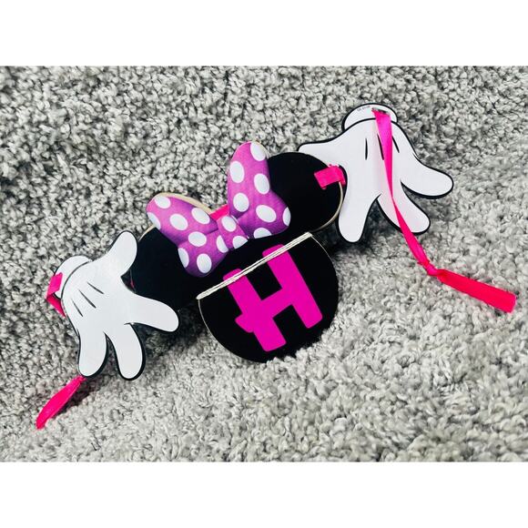 Disney Minnie Mouse Head And Hands Kids Party Banner Hanging Decorations - Picture 3 of 8